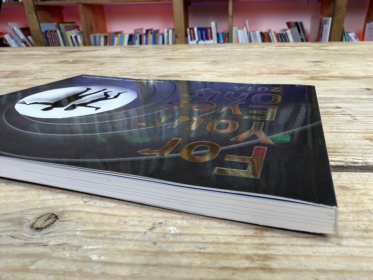 Livre couverture laminé brillant